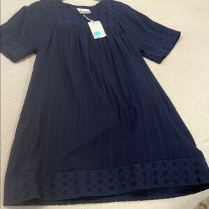 Boden blue embroidered V neck dress NWT 
Size US 4 R